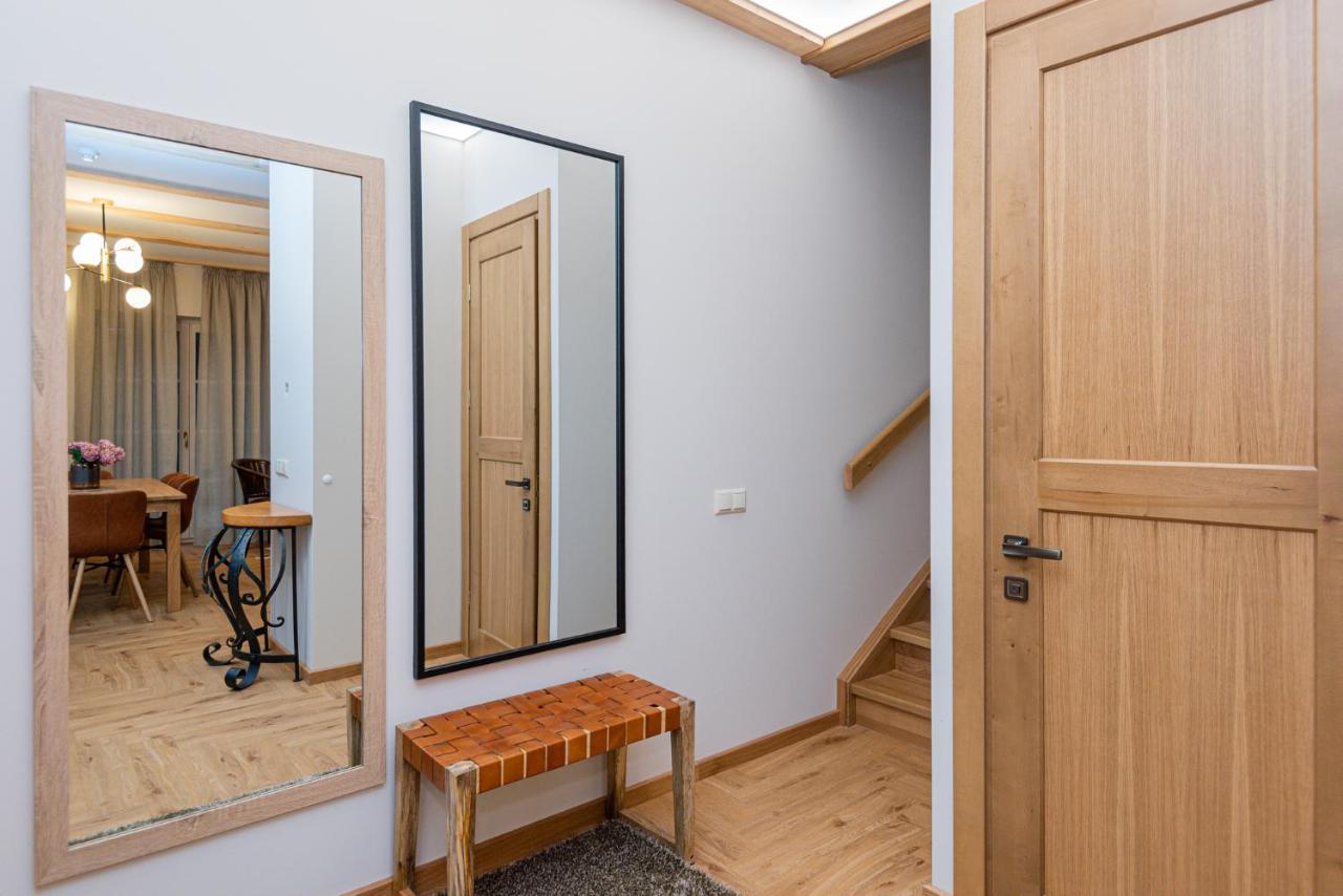 Memel Townhouse Apartamentai クライペダ エクステリア 写真
